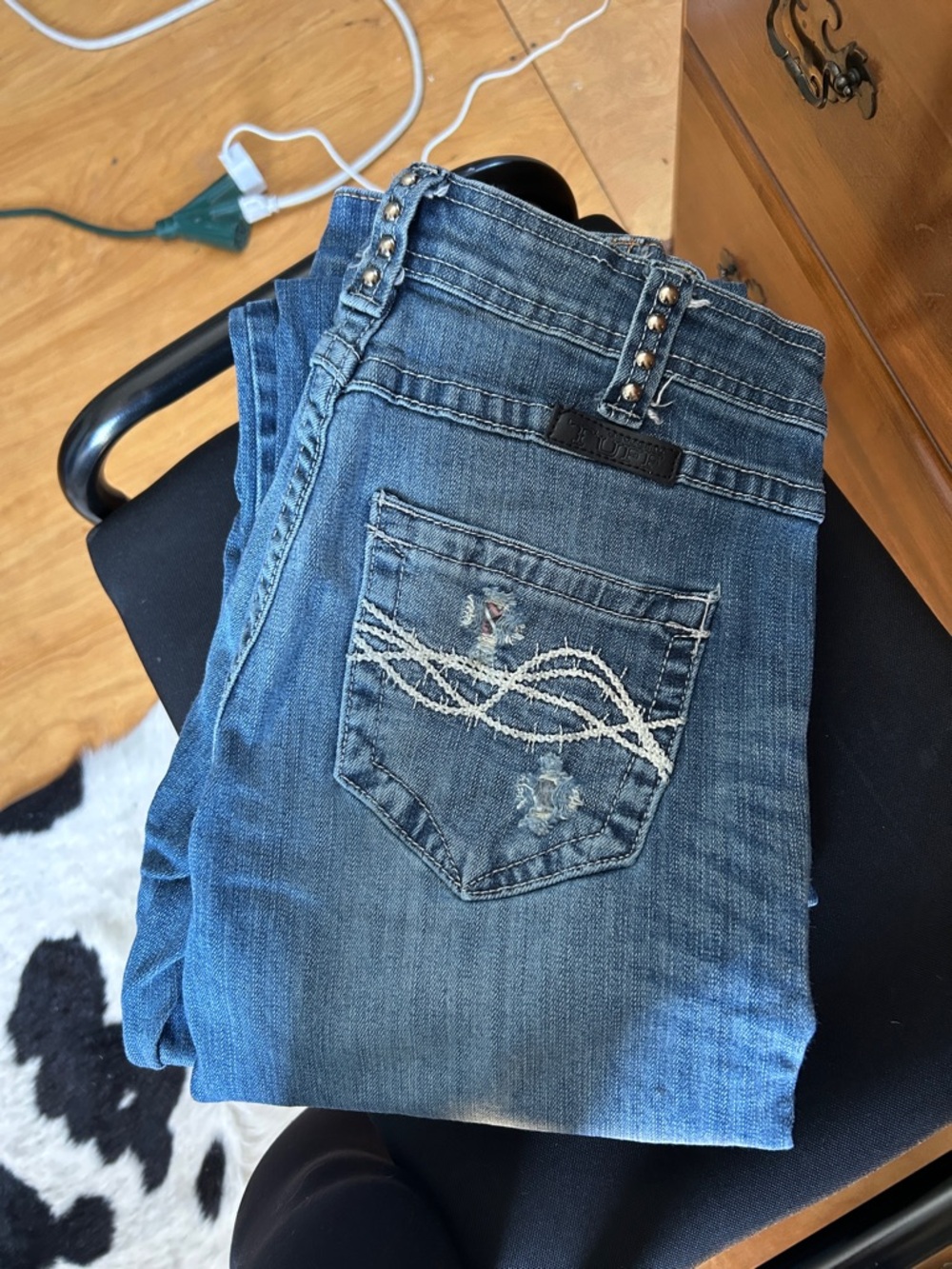 Cowgirl Tuff Blue Embroidered Pocket Bootcut Jeans